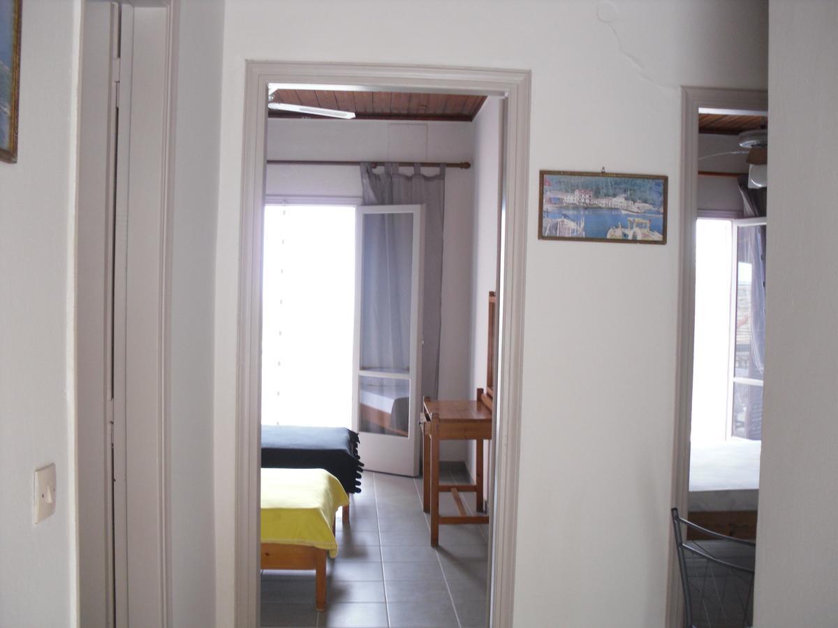 Appartement Spiti Kritikos à Benitses  Extérieur photo